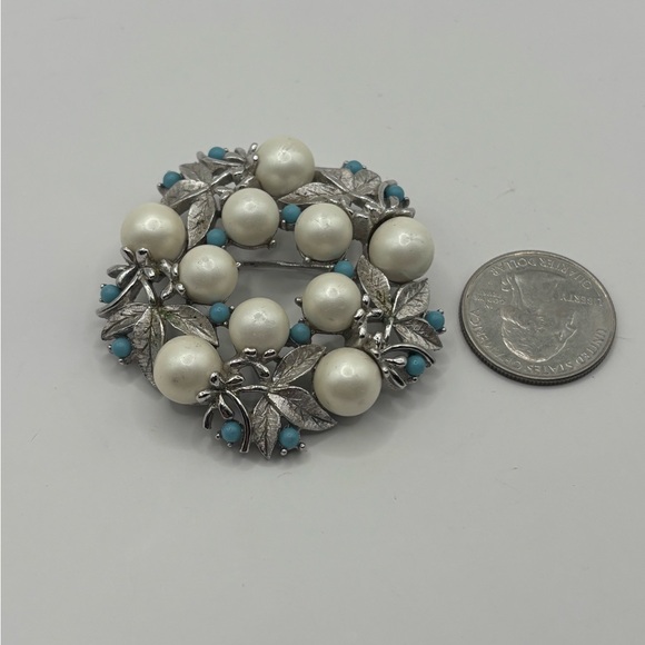 Sarah Cov Vintage Silver and White Brooch - Picture 1 of 4
